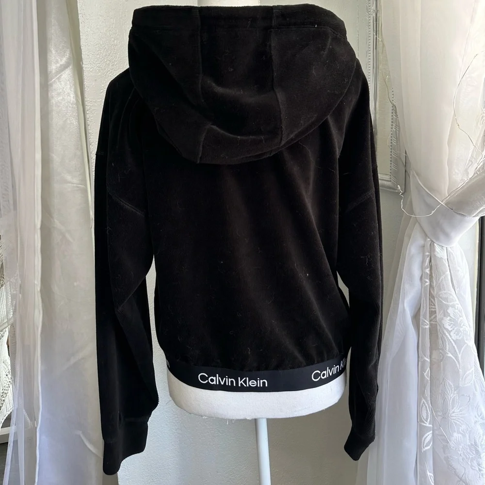 Calvin Klein Performance Women's Logo Elastic Long-Sleeve Pullover Velour Hoodie - Picture 5 of 6